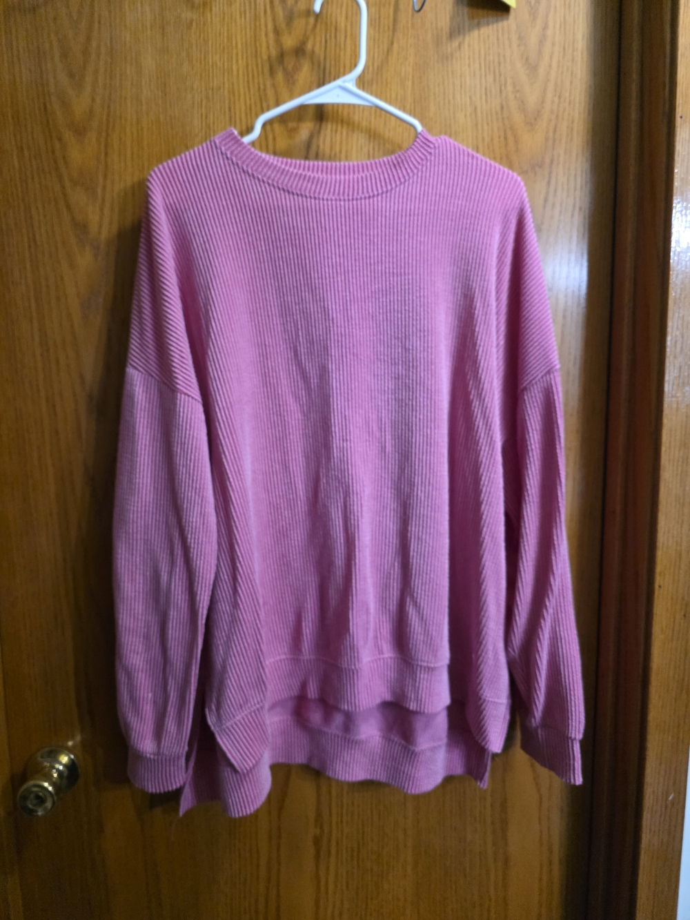 Relaxed Ribbed Crewneck Sweater in Pink